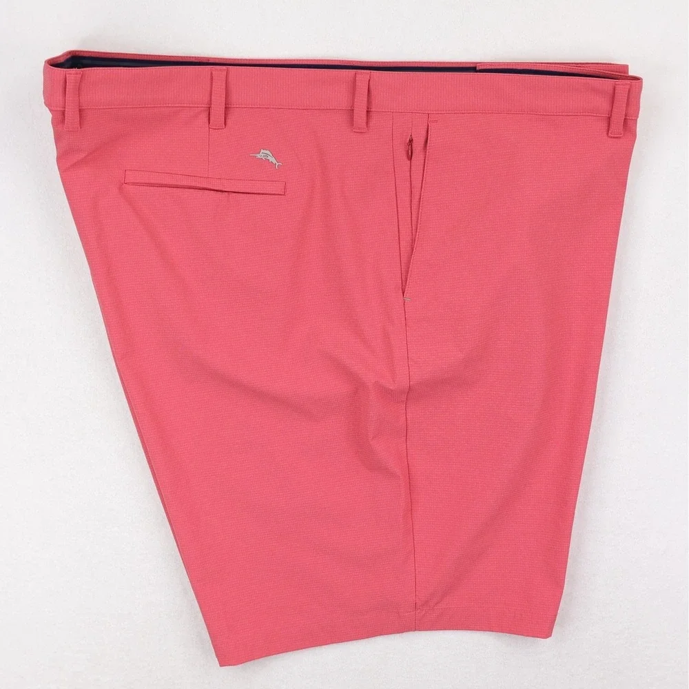 Tommy Bahama Chip Shot Shorts IslandZone Men's 54x10 Pink Performance Golf
